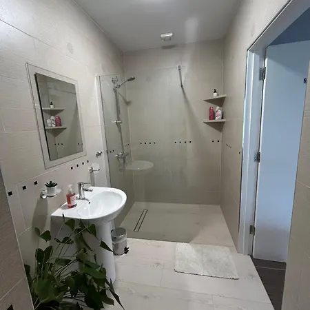 Luxury Wild Atlantic Way شاليه *