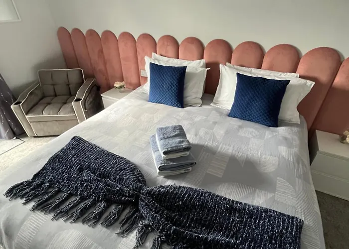 Luxury Wild Atlantic Way Kinvara